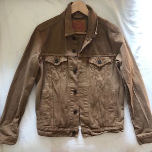 LEVI’S BROWN JEAN JACKET